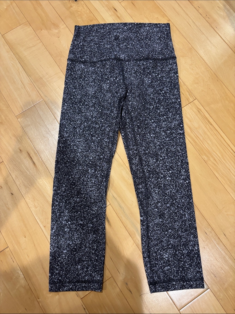 Lululemon capris